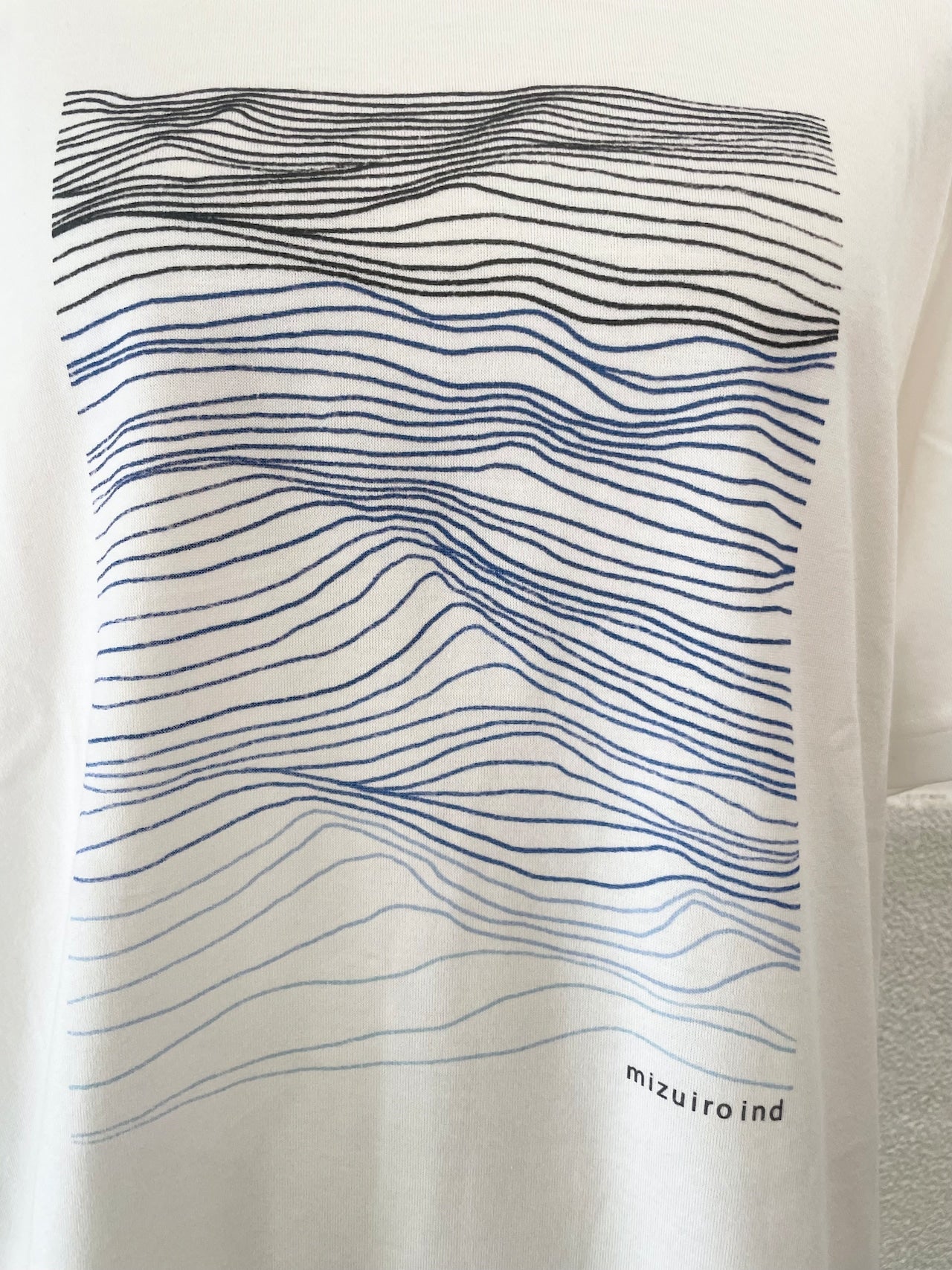 【mizuiro ind】 surface water print Teeカットソー