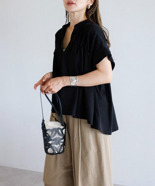 【botanical】シャーリングスキッパートップス