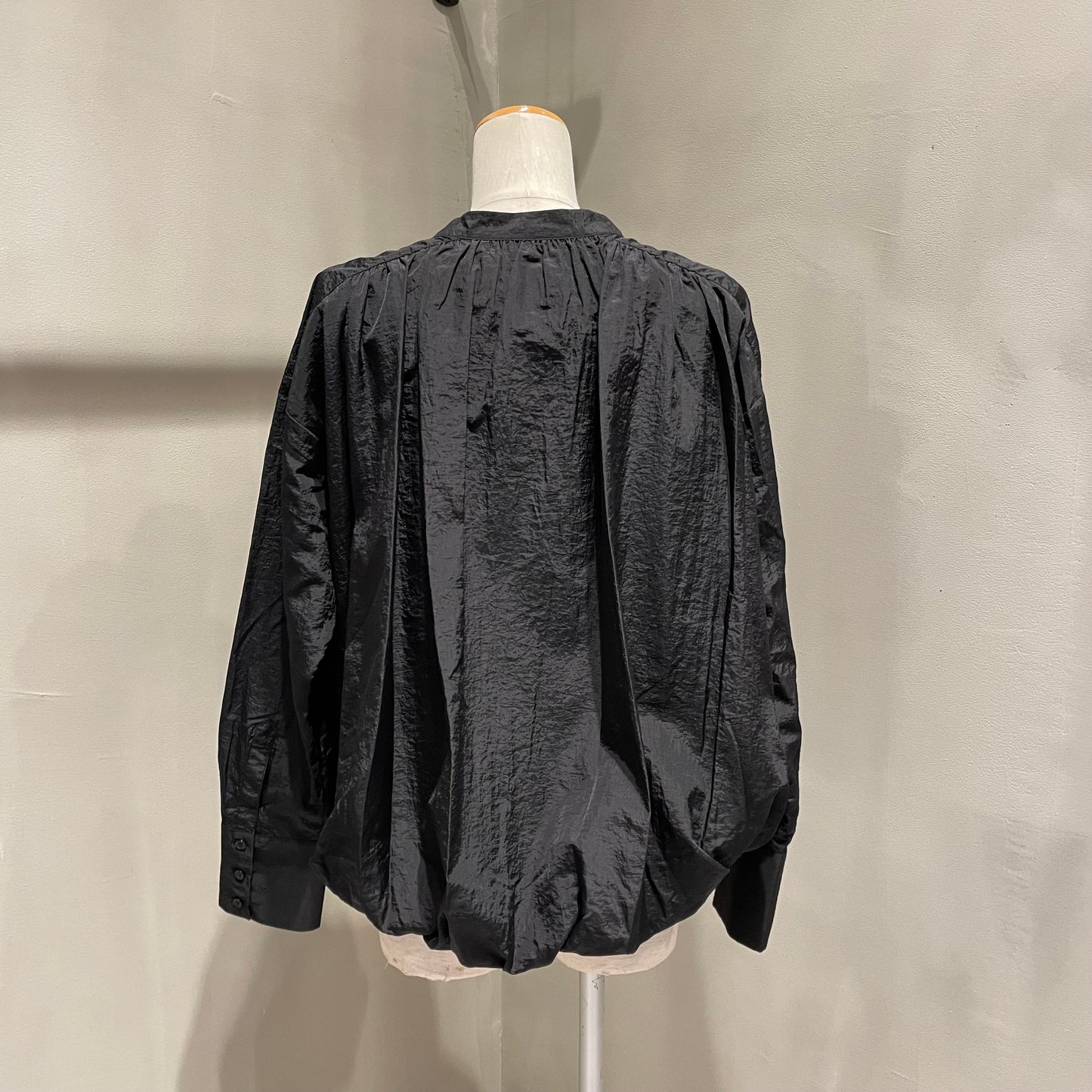 【TORRAZZO DONNA】スポーティバルーンシャツ