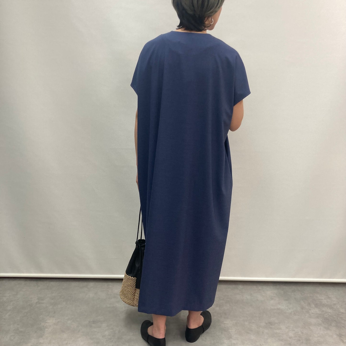mizuiro ind /クルーネックフロントフライロングジレ