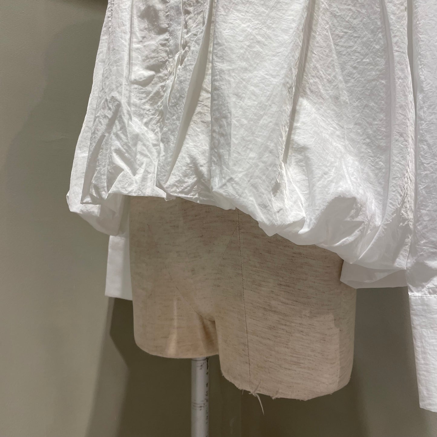 【TORRAZZO DONNA】スポーティバルーンシャツ
