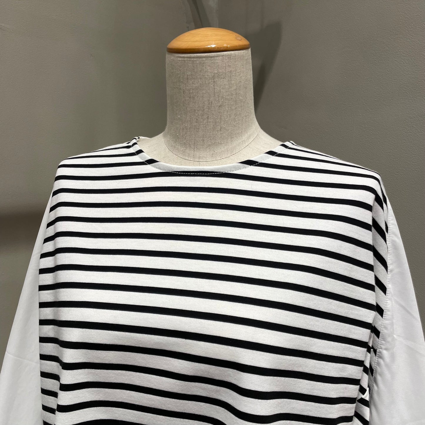 【trois】バックレースボーダーカットソー
