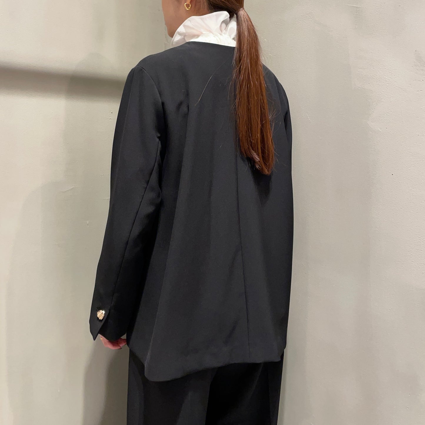 【CHIGNON】ラウンドヘムジャケット