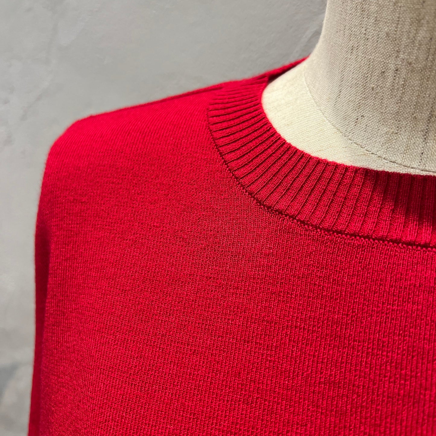 【MARECHAL TERRE】フリンジロゴ刺繍ニット