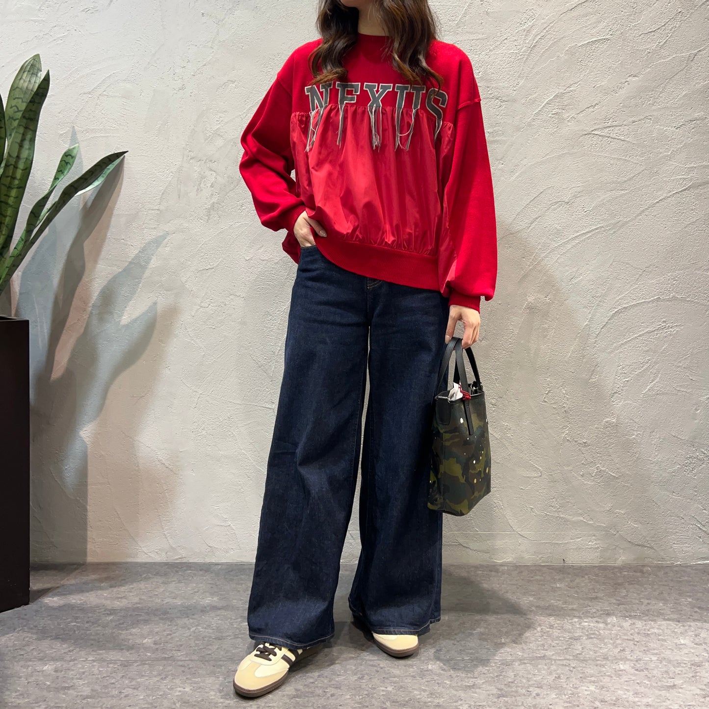 【MARECHAL TERRE】フリンジロゴ刺繍ニット