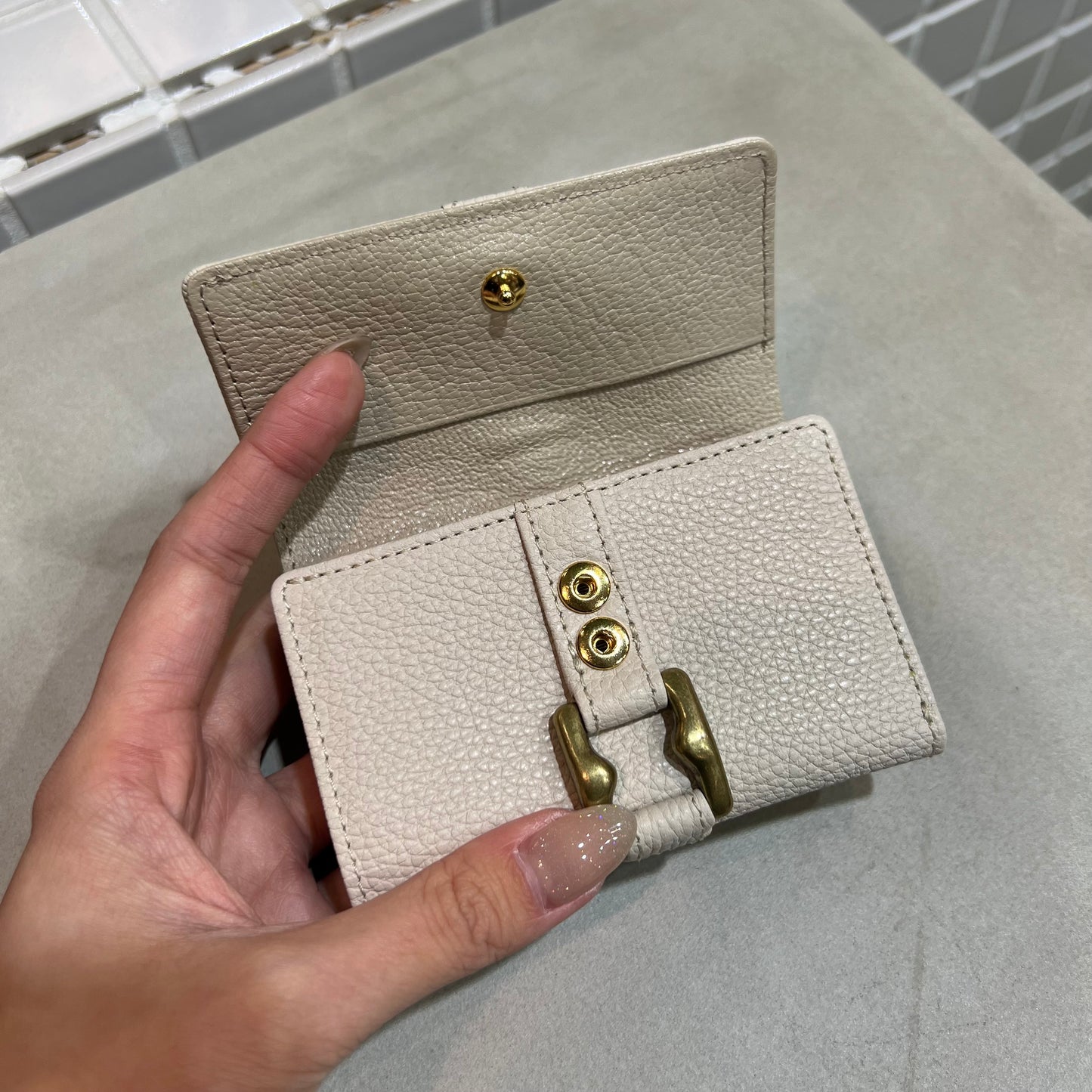 【TOFF&LOADSTONE】スリムトリフォールド ミニウォレット ライトシュリンク 三つ折り財布