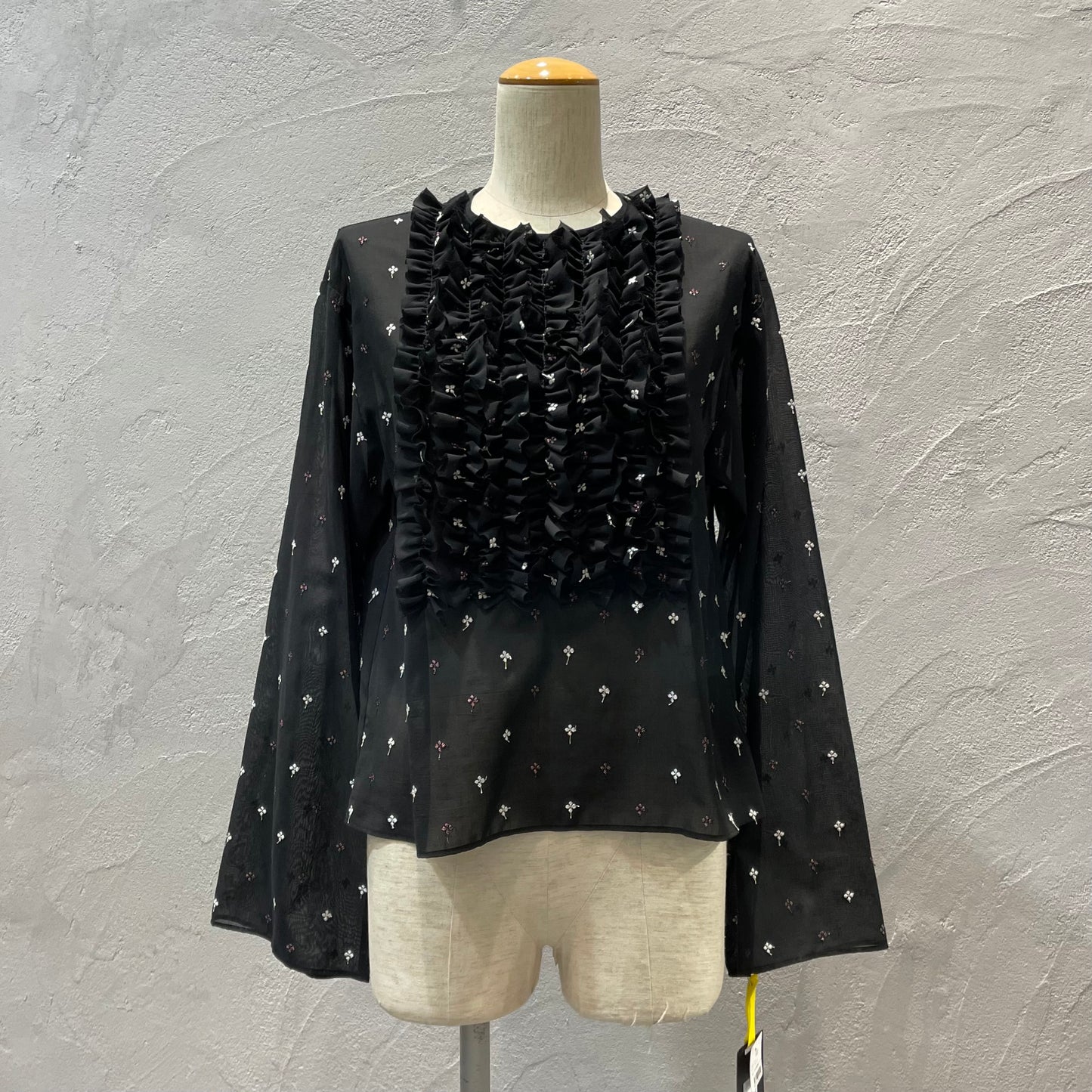 【De bon coer】ラメ刺繍ブラウス