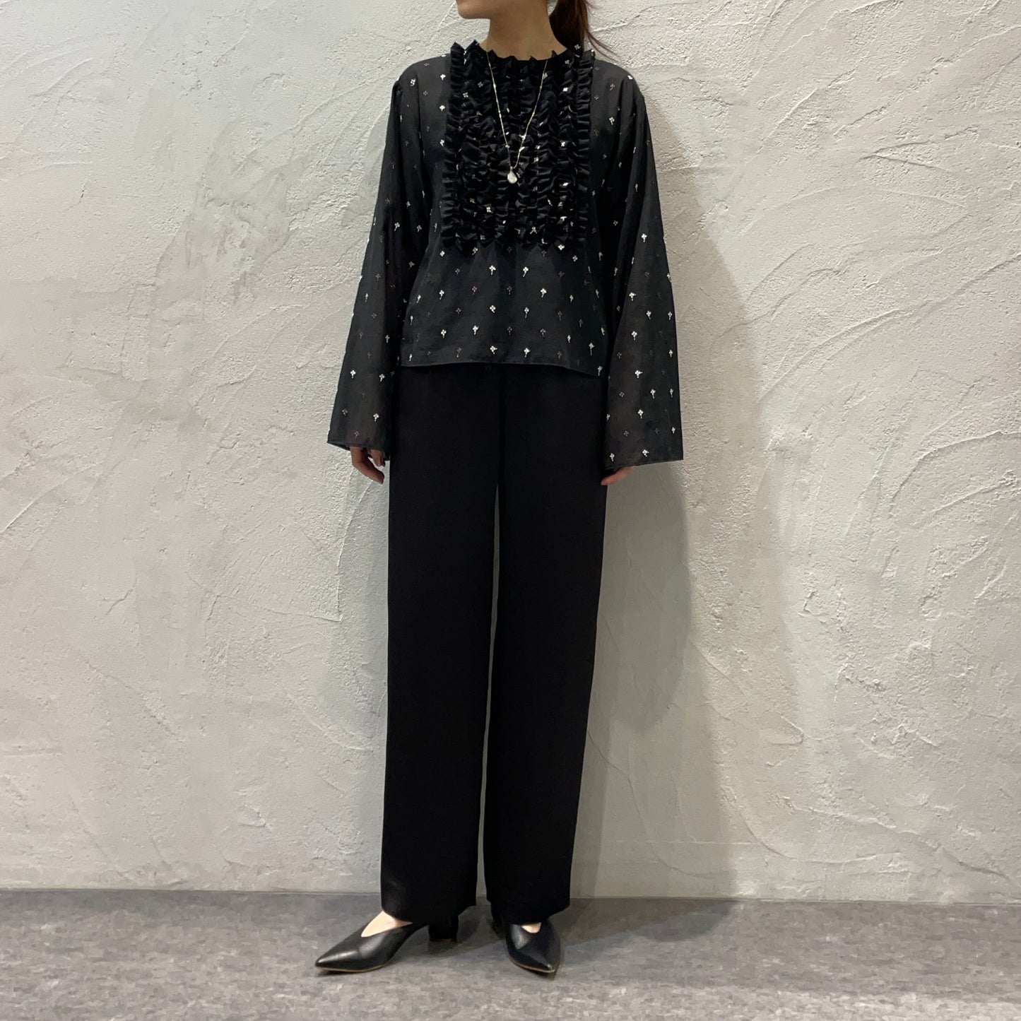 【De bon coer】ラメ刺繍ブラウス