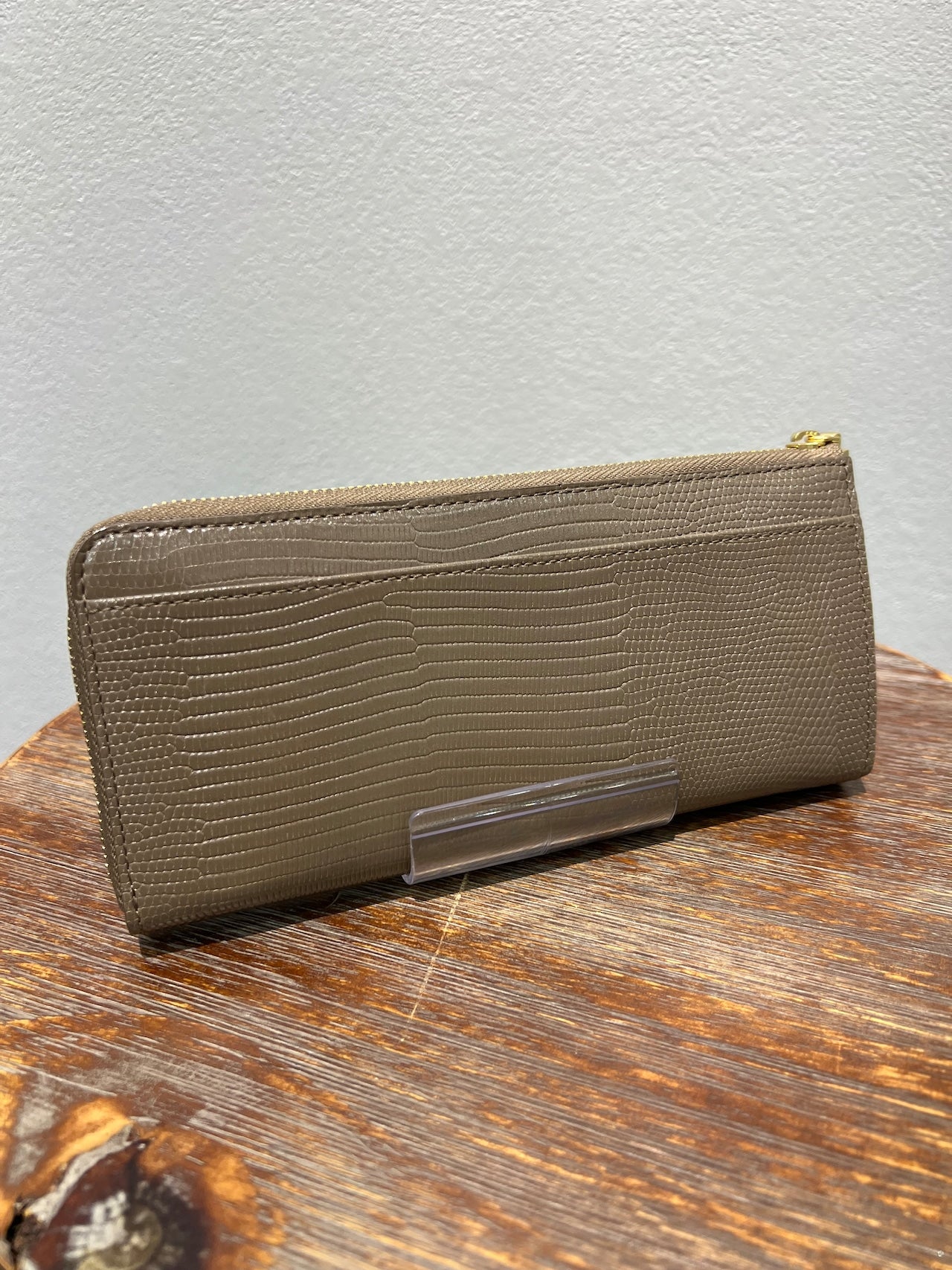 VIOLAd'ORO/L字ジップ長財布