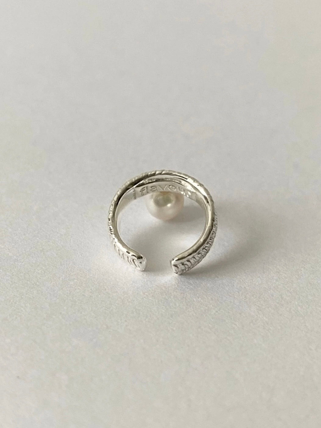 〈予約〉【flavour】ブレードイヤーカフ SILVER