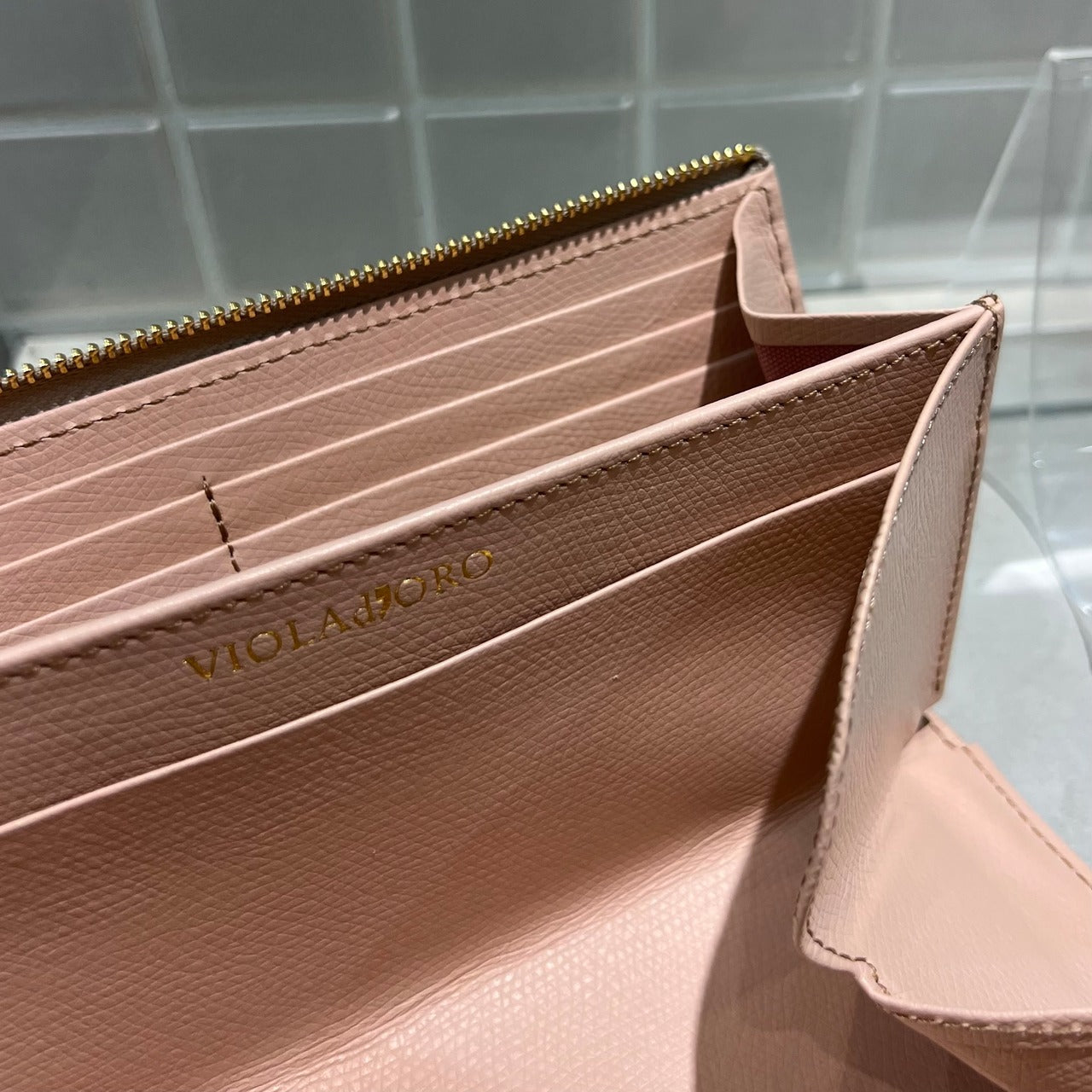 VIOLAd'ORO/L字ジップ長財布