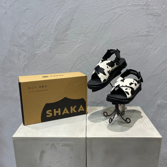 SHAKA//FIESTA COWHAIR SANDAL