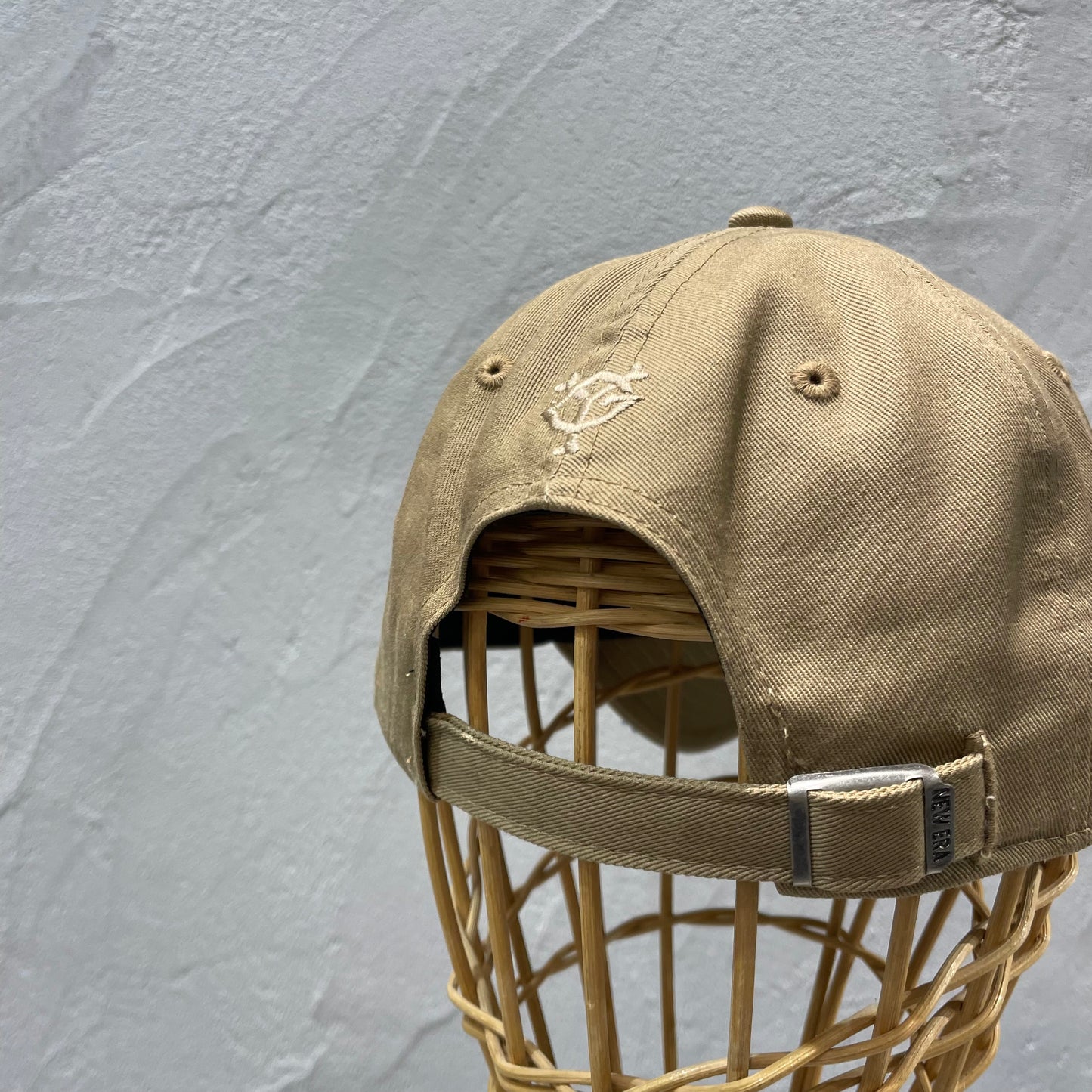 NEW ERA//刺繍ロゴキャップ