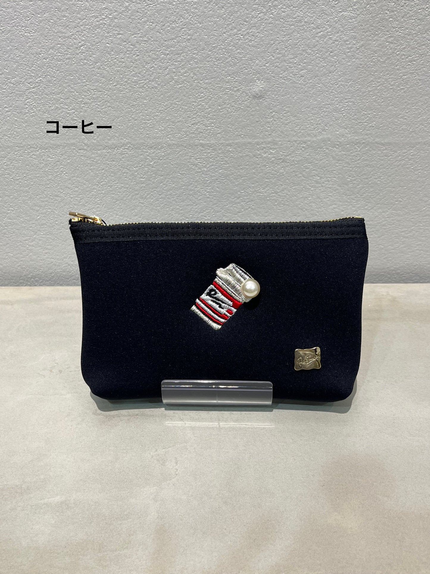 【Rapture】ネイプルズ モチーフ刺繍ポーチ -Sサイズ-