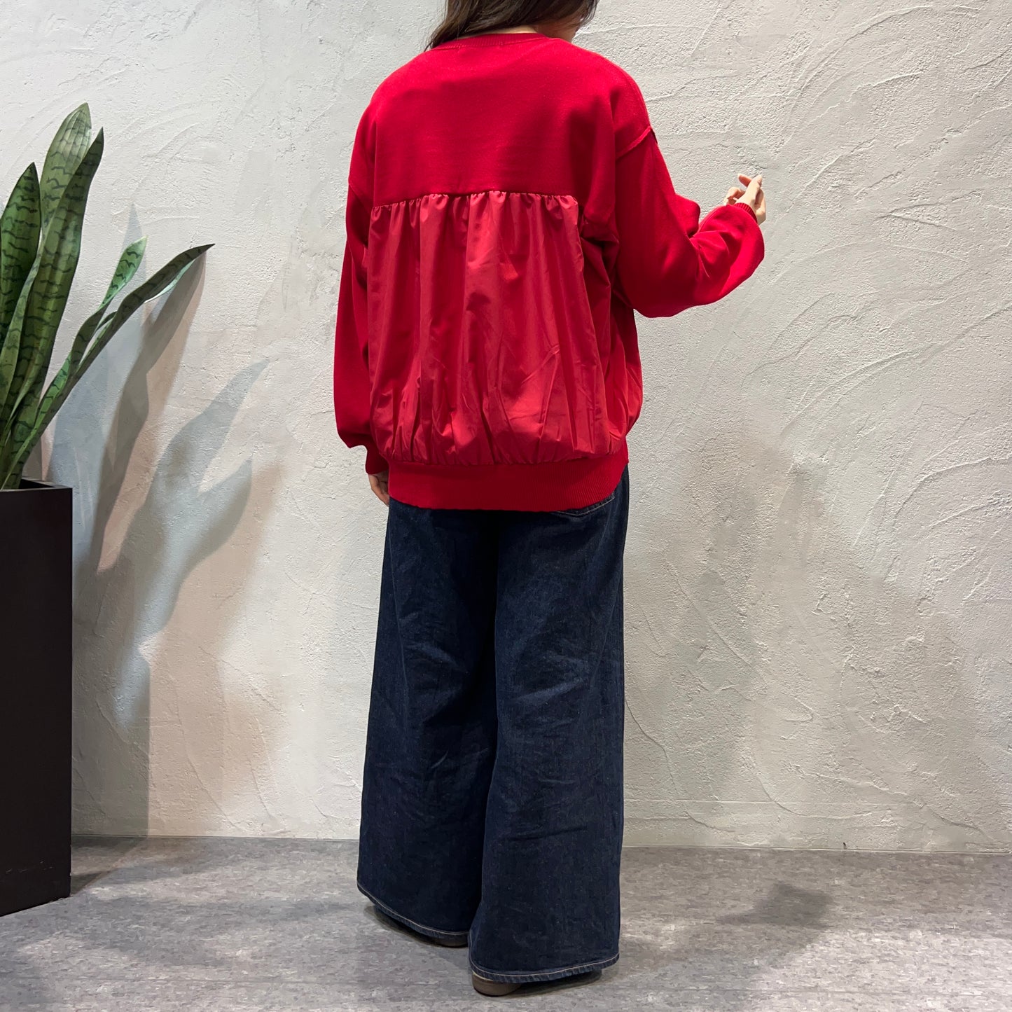 【MARECHAL TERRE】フリンジロゴ刺繍ニット