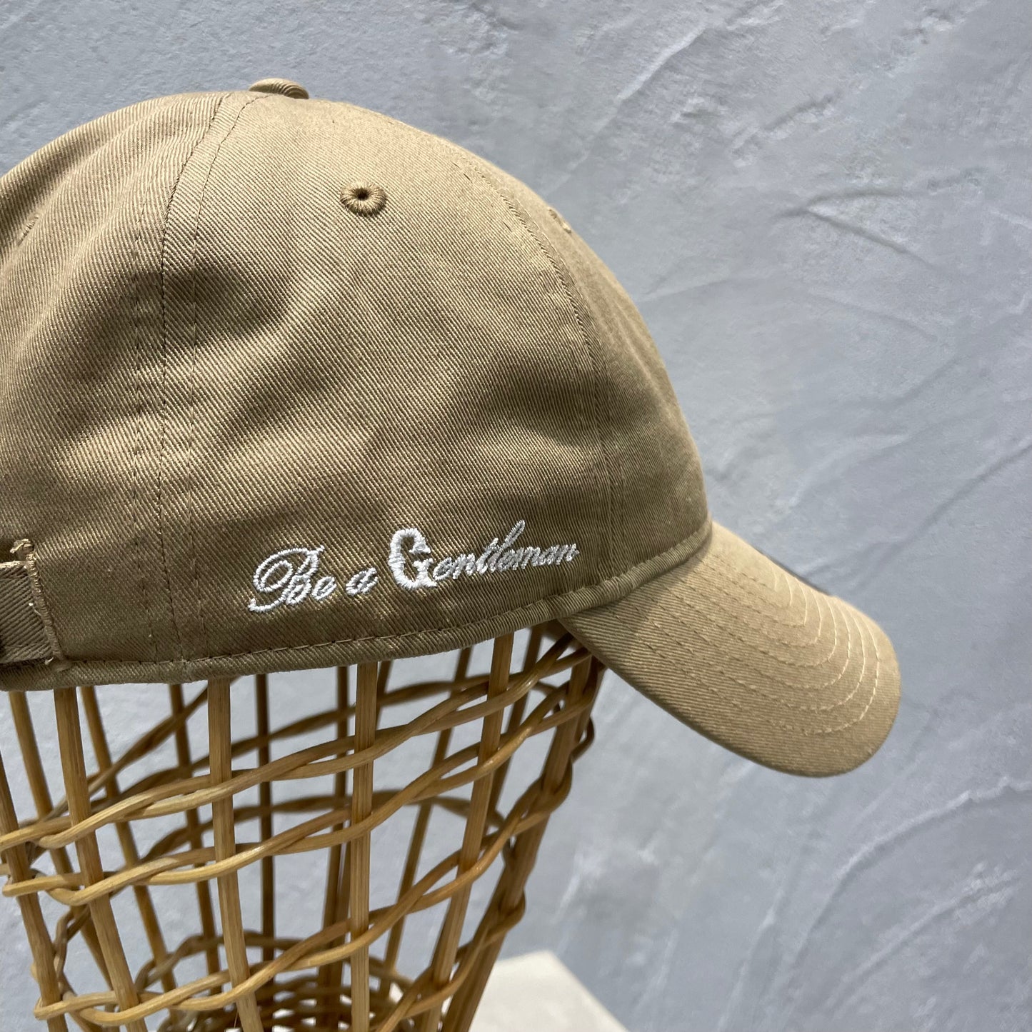 NEW ERA//刺繍ロゴキャップ