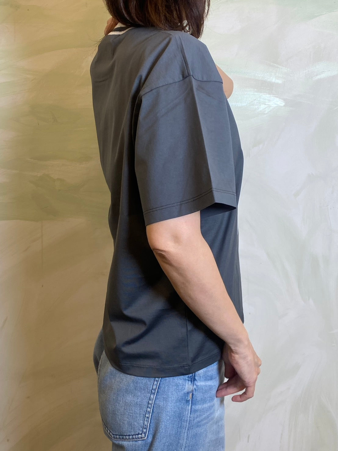 【EN'DAY】アートプリント×コード刺繍 Tシャツ