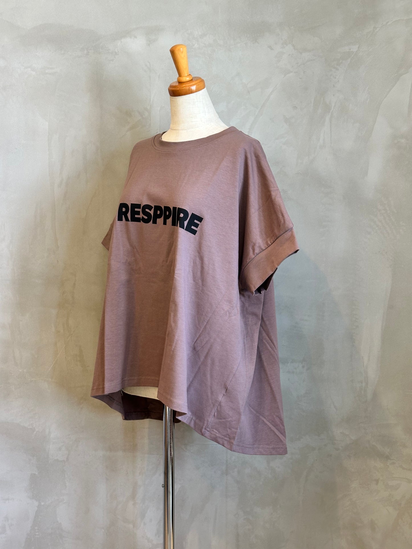 【botanical】コットンラウンドヘムプリントTEE