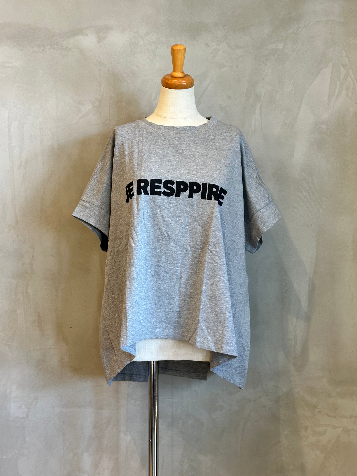 【botanical】コットンラウンドヘムプリントTEE