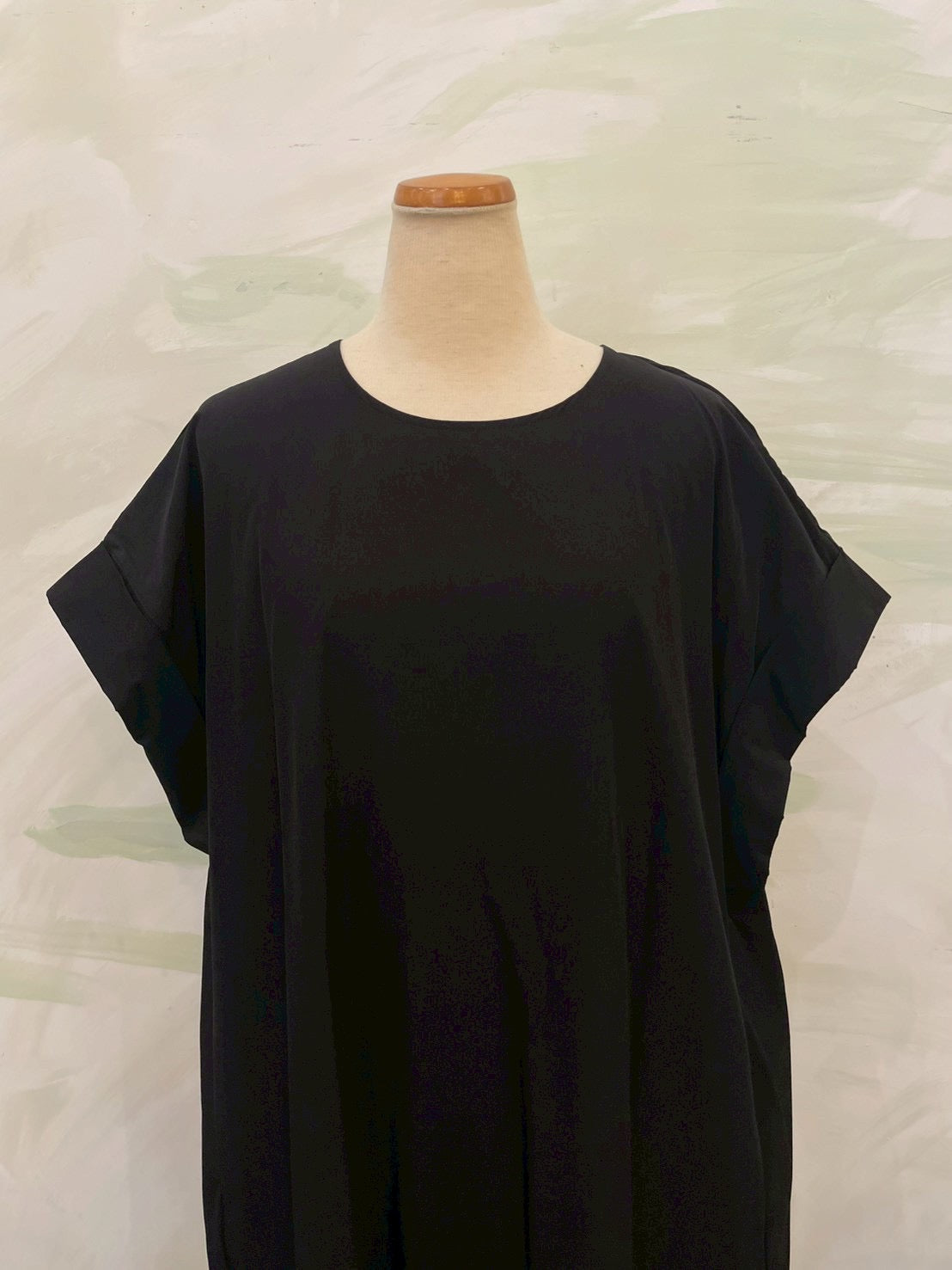 【CLOCHE】接触冷感ストレッチワンピース