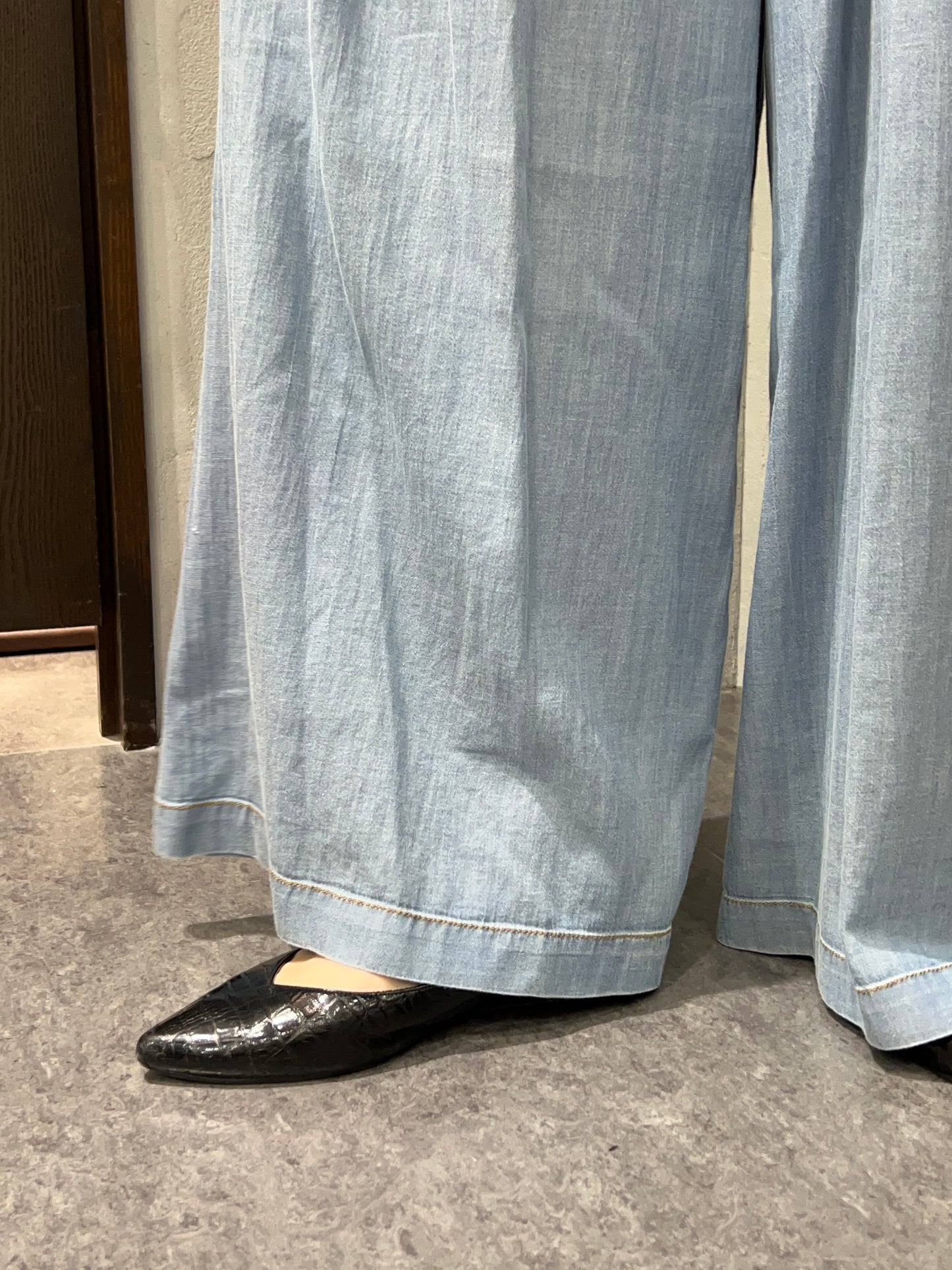 【ayane】シアーデニムタックワイドパンツ