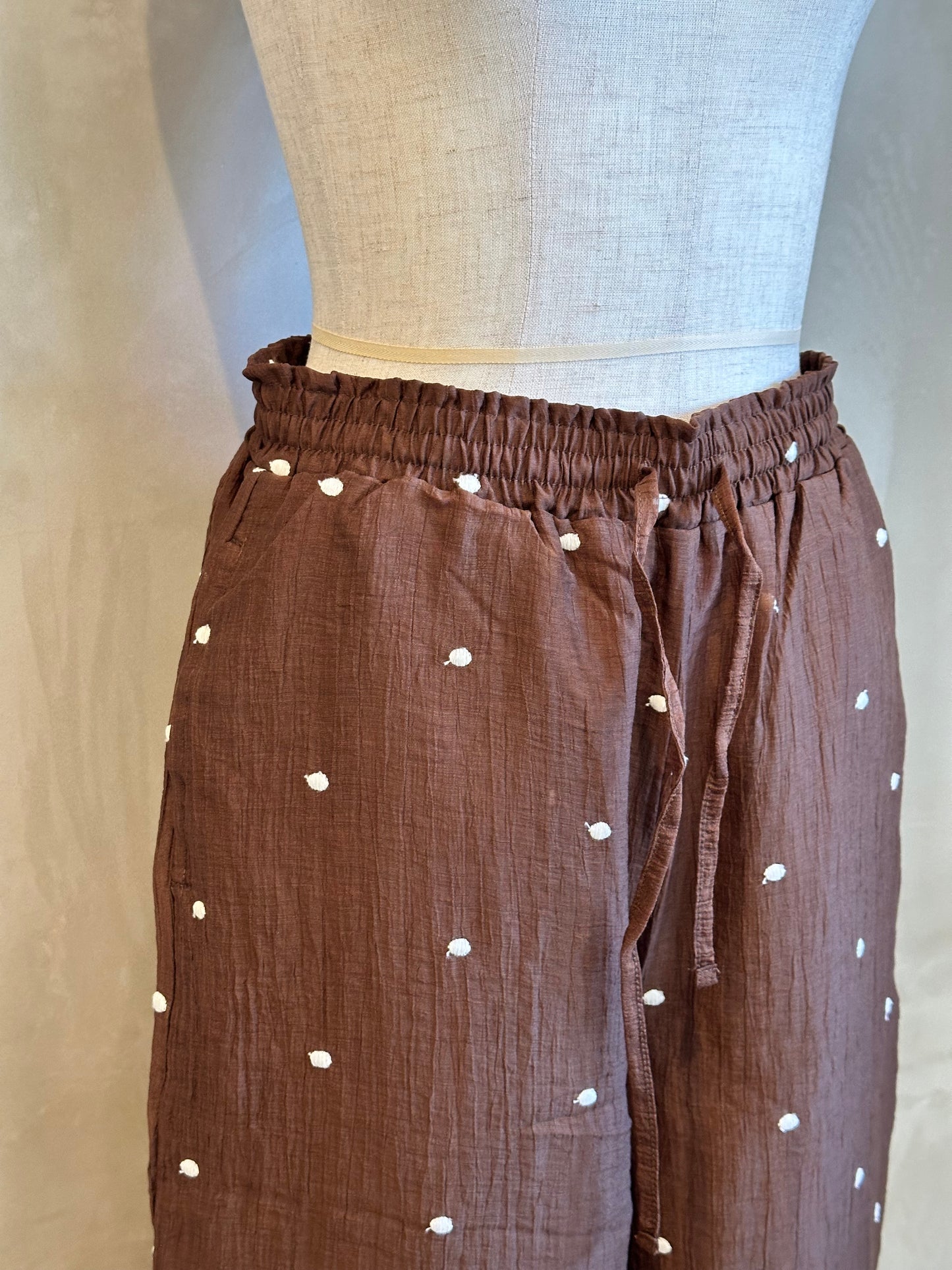 【botanical】〈セットアップ対応〉ドット刺繍シアーパンツ
