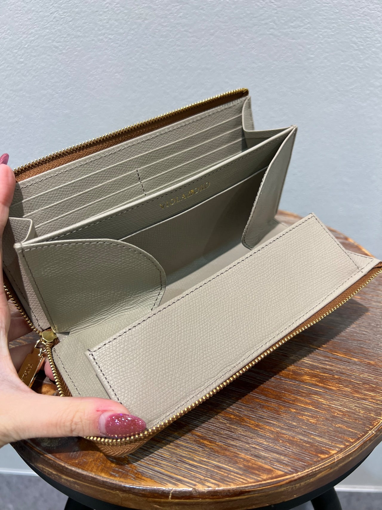 VIOLAd'ORO/L字ジップ長財布