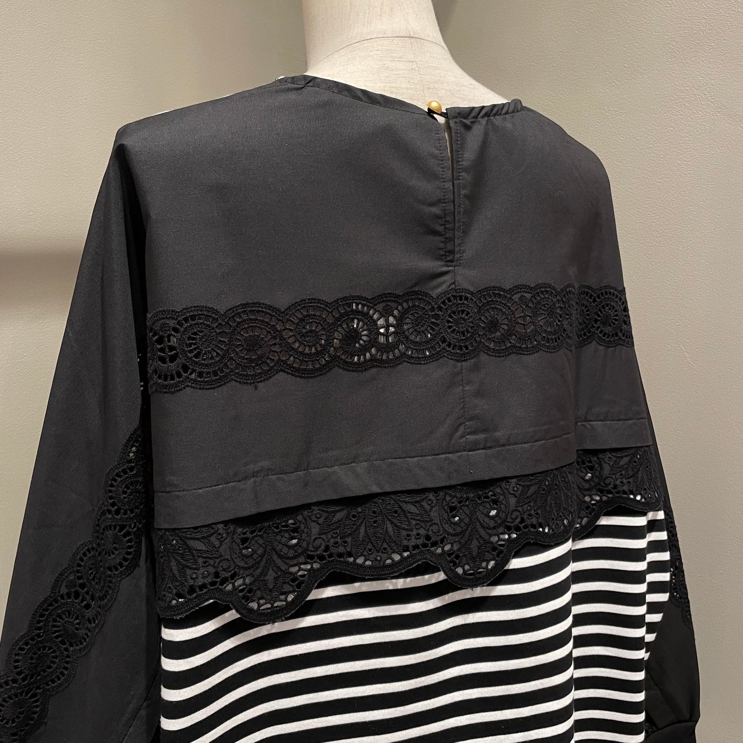 【trois】バックレースボーダーカットソー