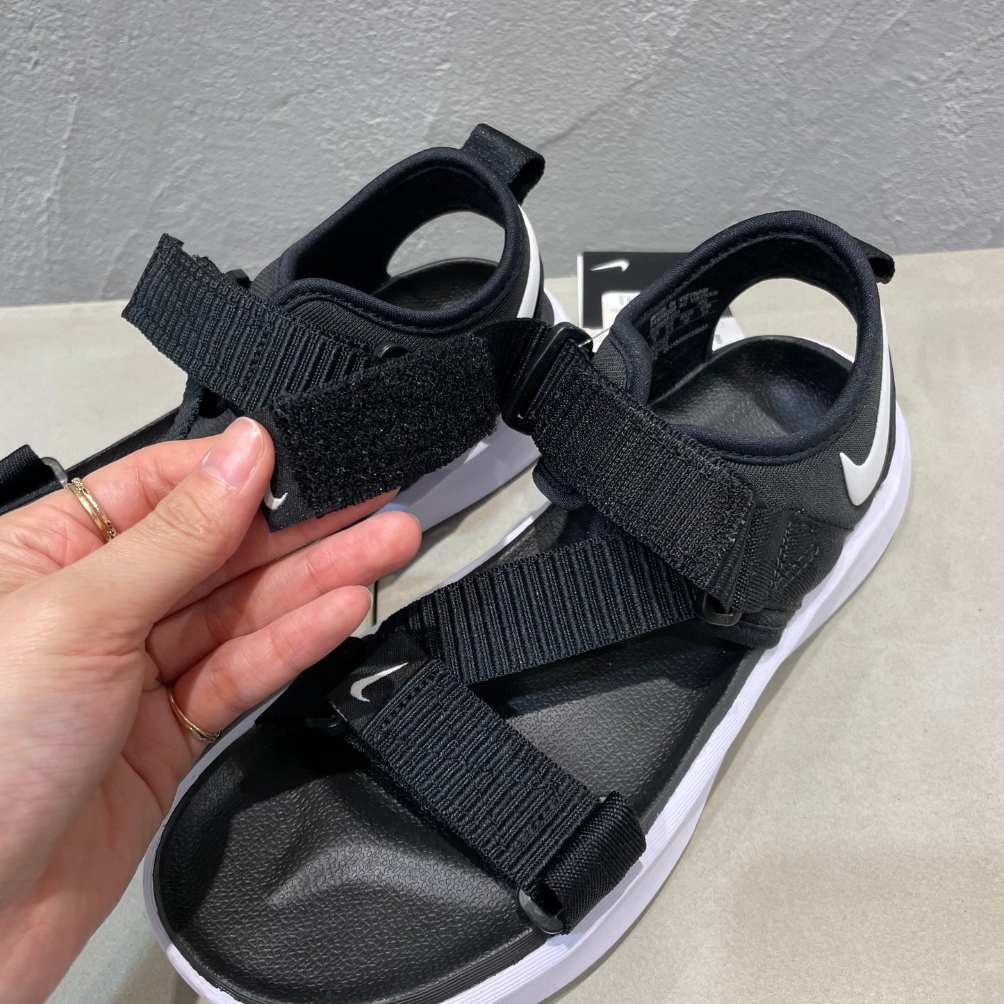 NIKE//ビスタサンダル
