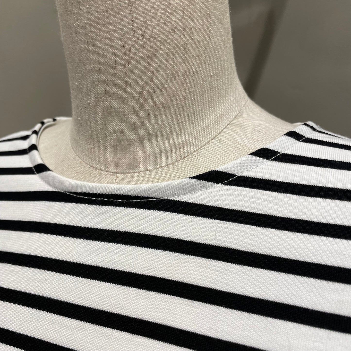 【trois】バックレースボーダーカットソー