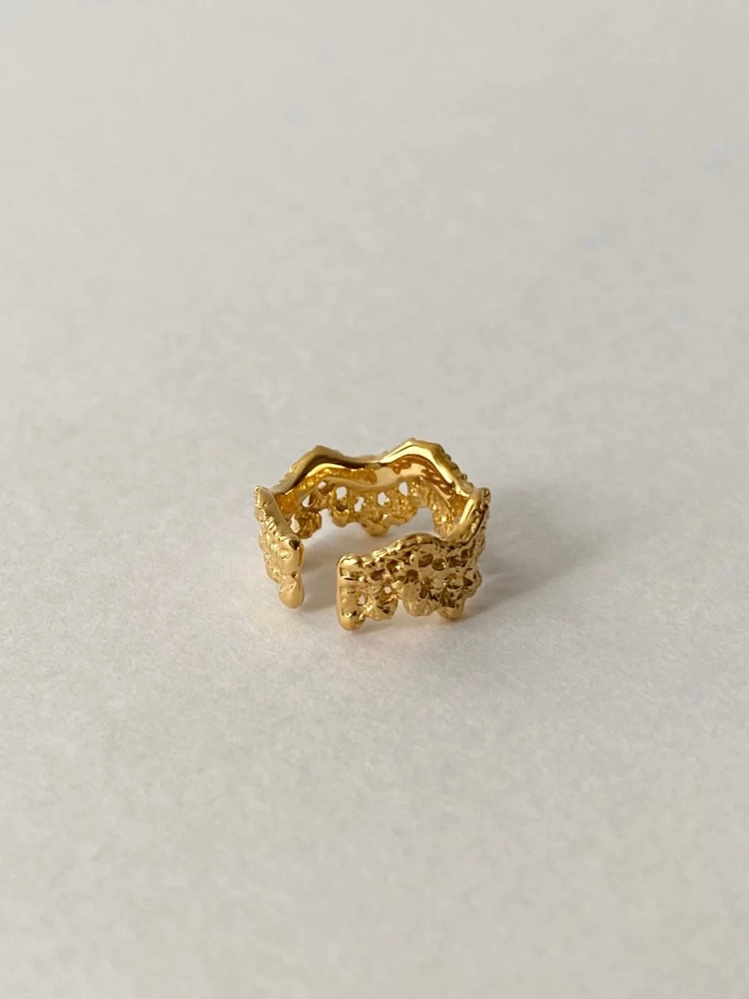 〈予約〉【flavour】レースグレインイヤーカフ GOLD