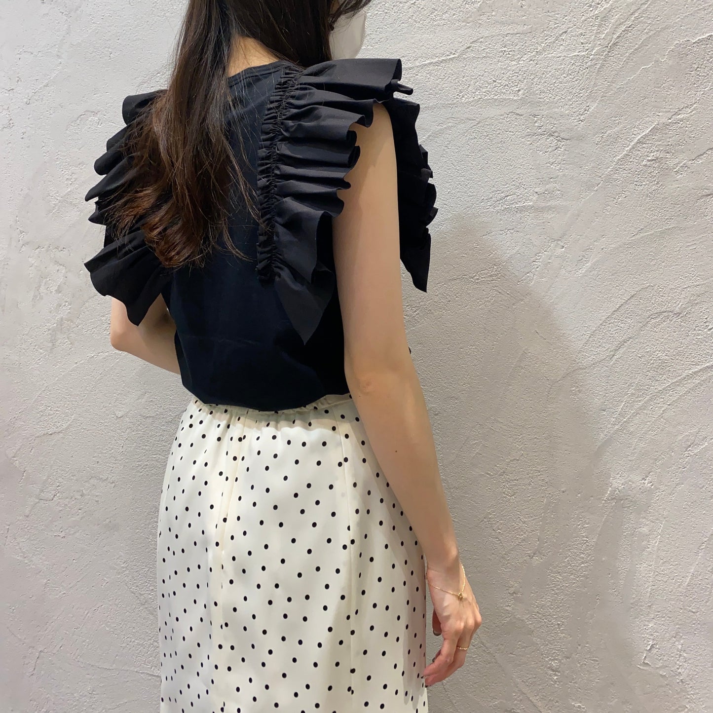 THOMAS MAGPIE//ラッフルフリルカットソー