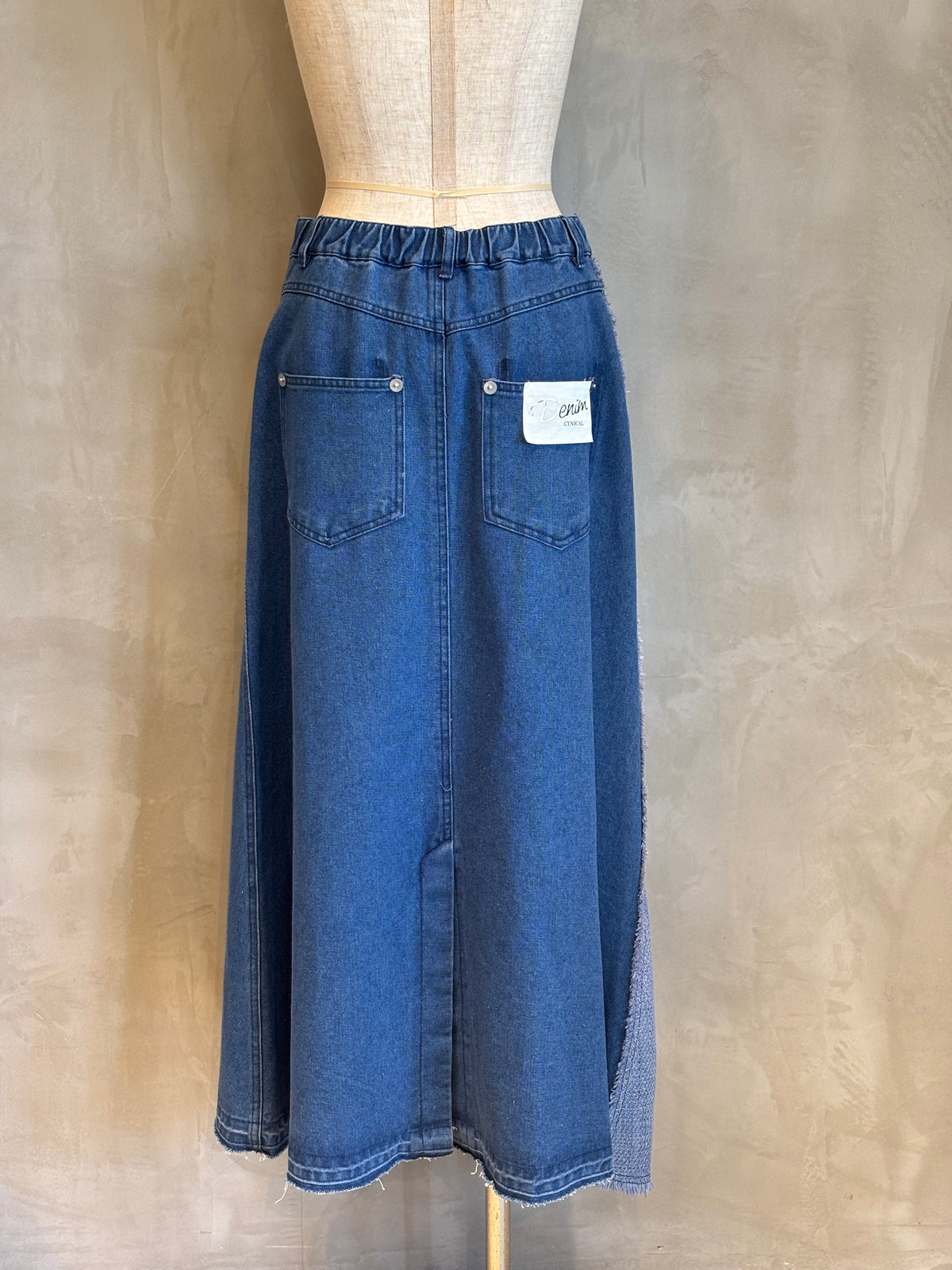 〈10/1ライブ紹介商品〉【CYNICAL】デニムジャガードスカート（セットアップ対応）