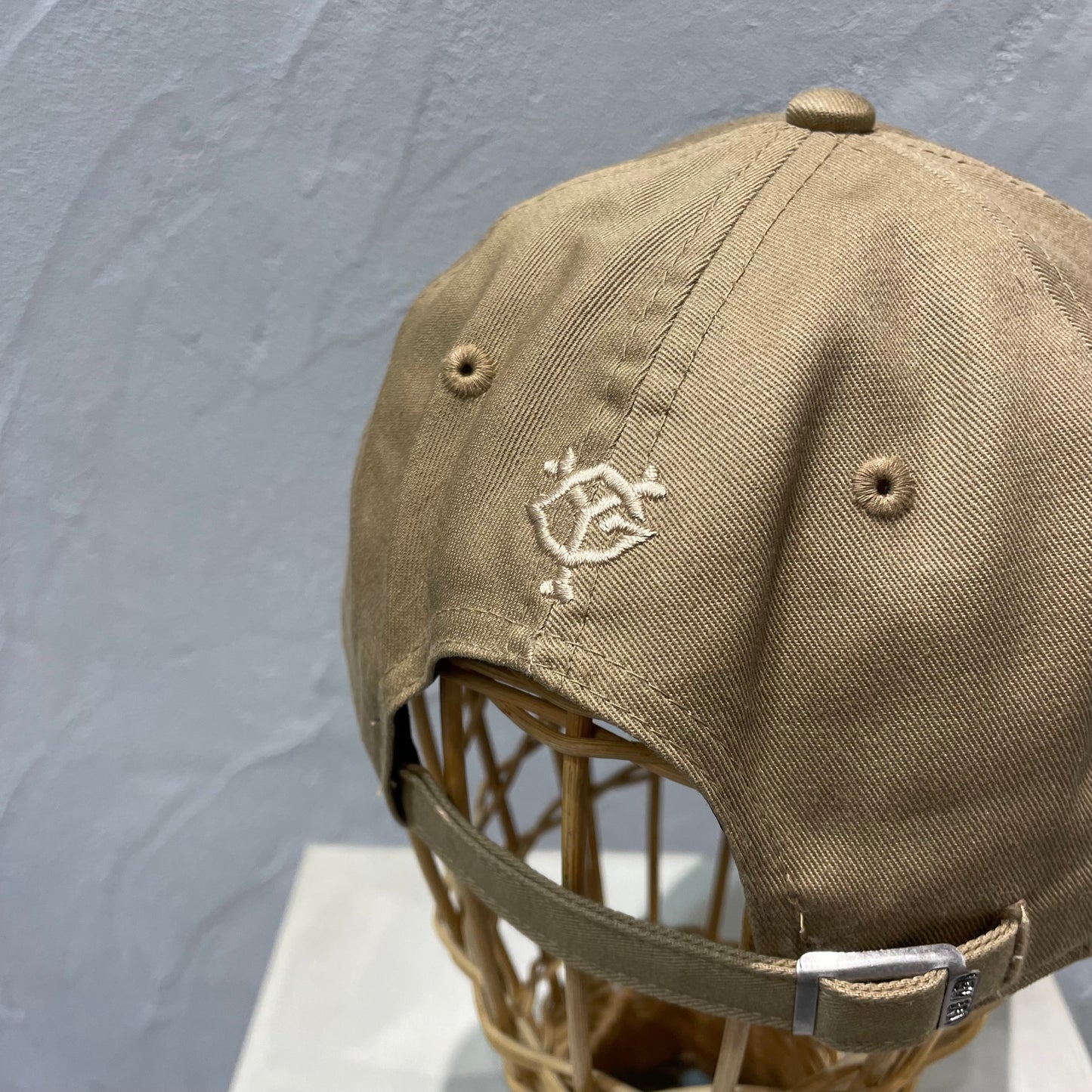 NEW ERA//刺繍ロゴキャップ