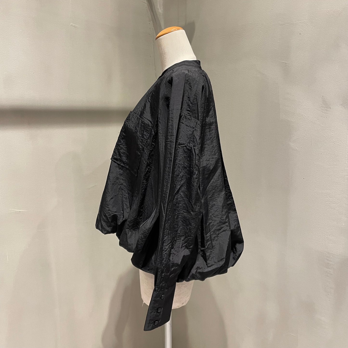 【TORRAZZO DONNA】スポーティバルーンシャツ