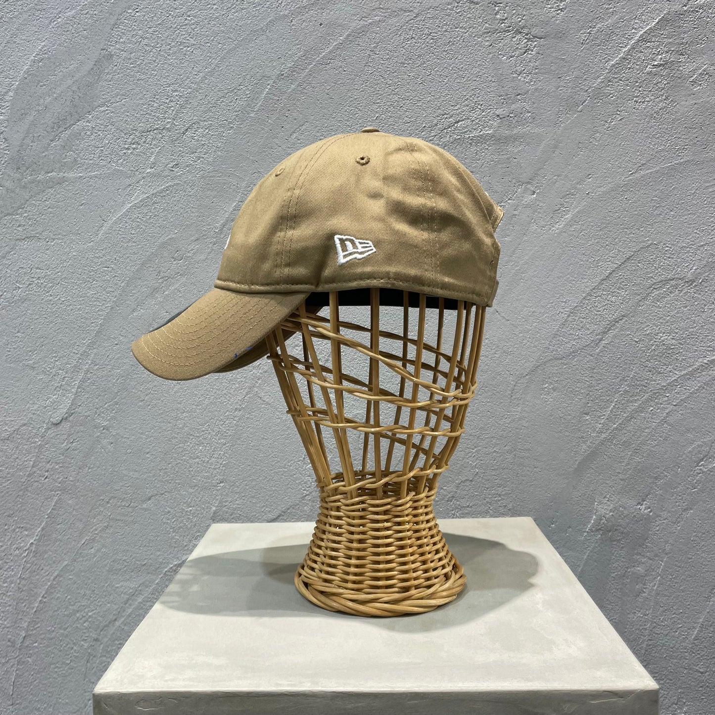 NEW ERA//刺繍ロゴキャップ