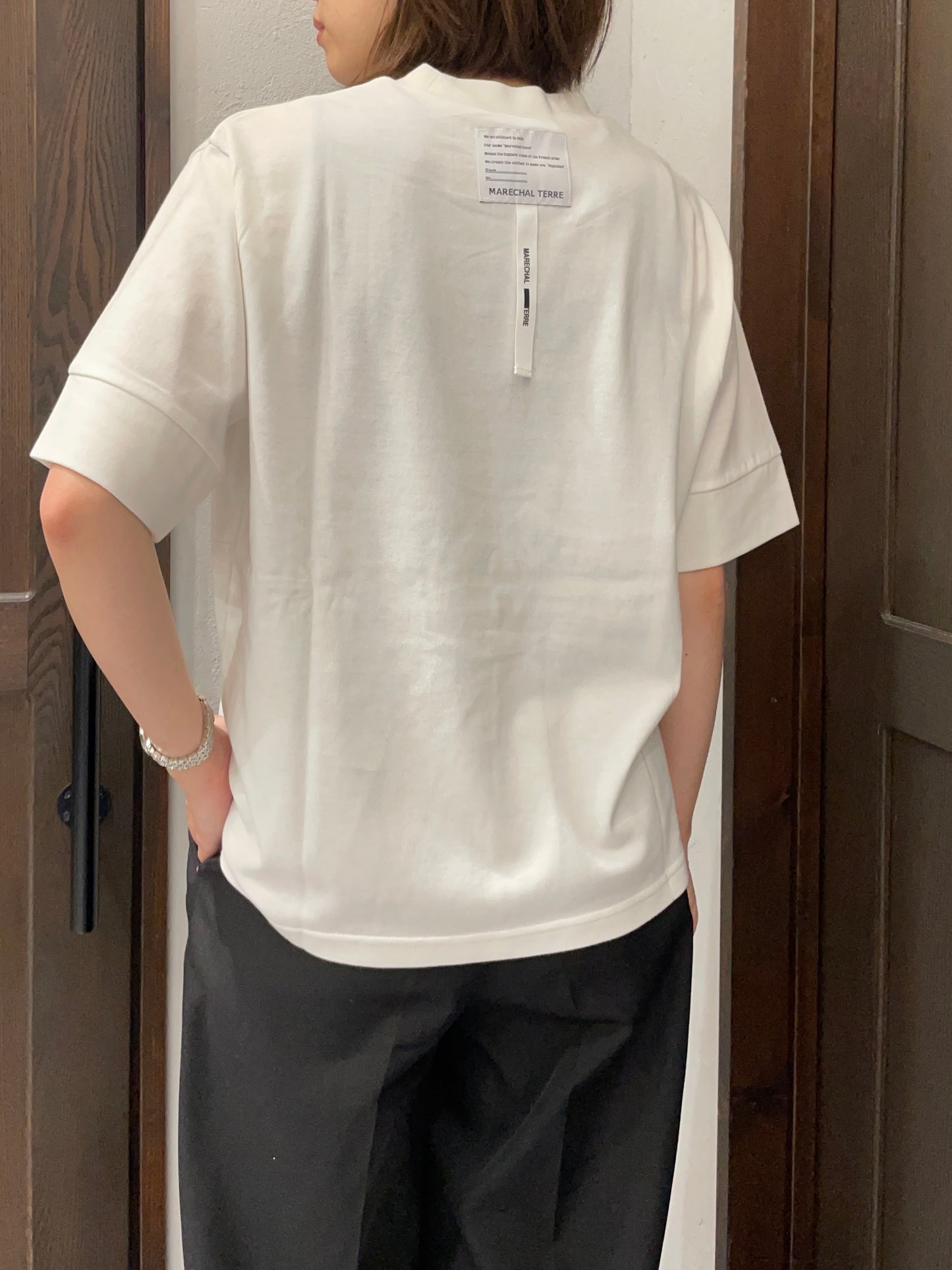【MARECHAL TERRE】バックロゴテープデザインTシャツ