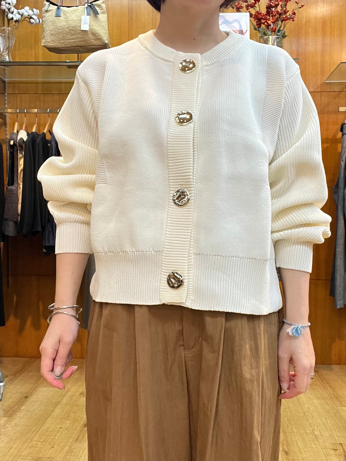 【botanical】スポンディッシュBIGボタンクルーネックカーディガン