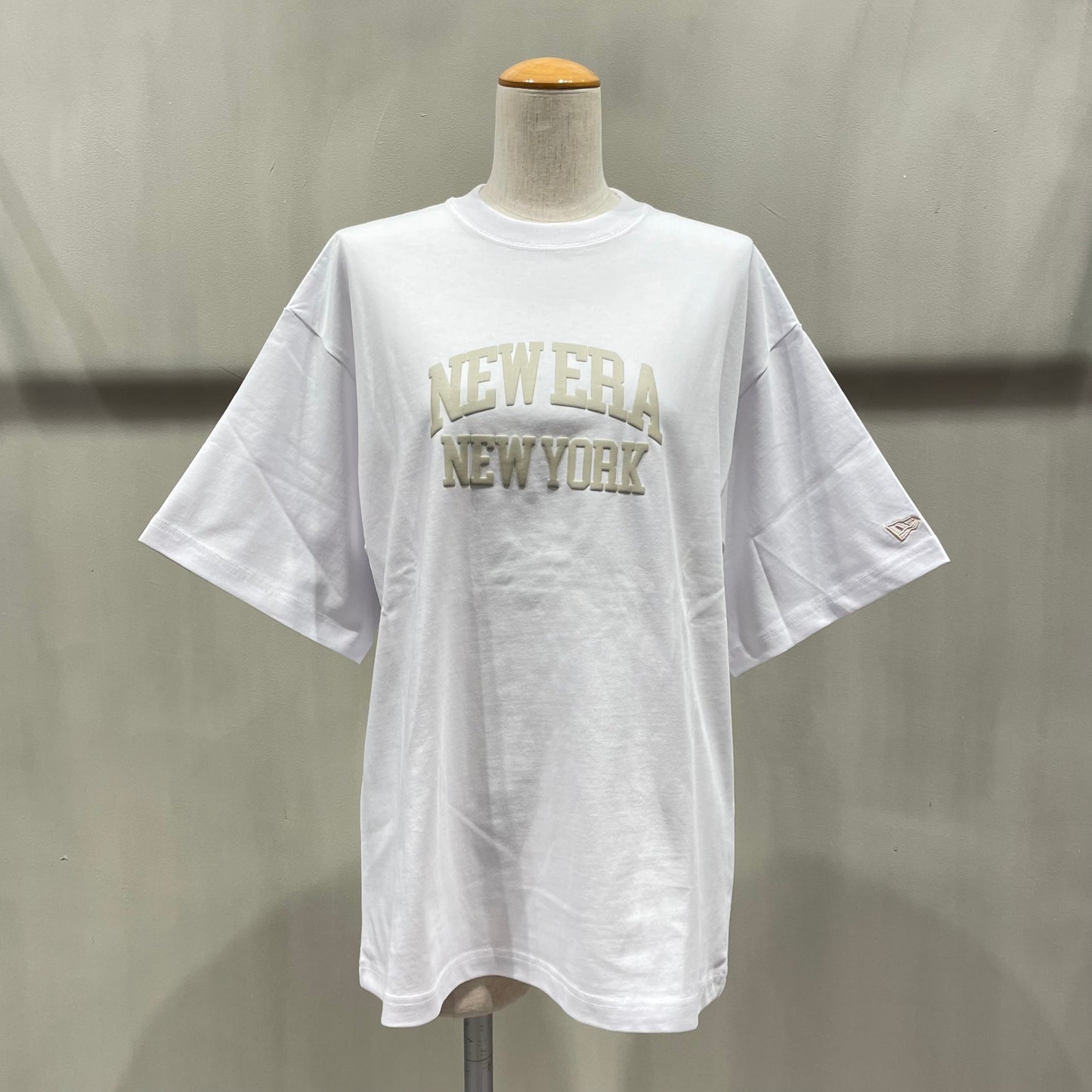 NEW ERA/ニューエラ　クラシックカレッジロゴTEE