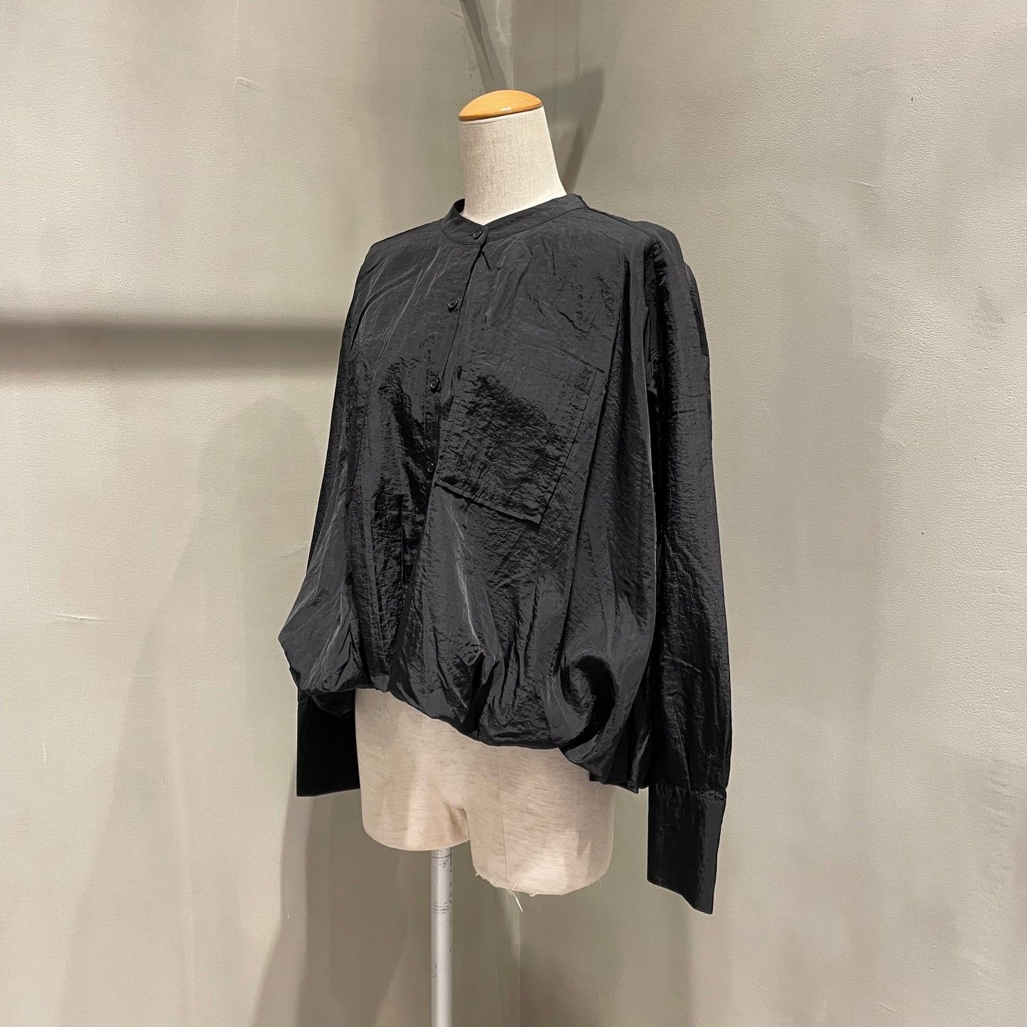 【TORRAZZO DONNA】スポーティバルーンシャツ