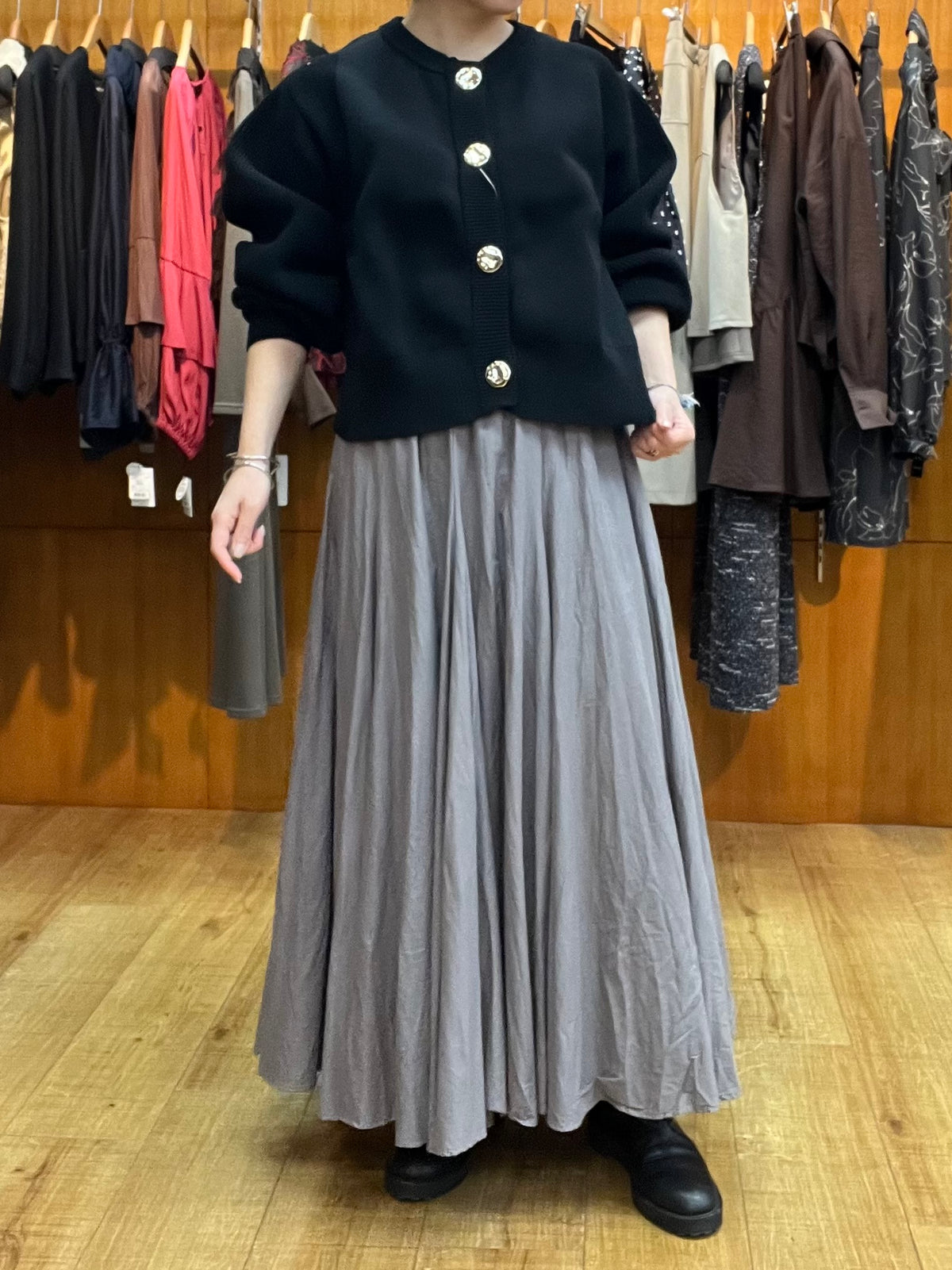 【botanical】スポンディッシュBIGボタンクルーネックカーディガン