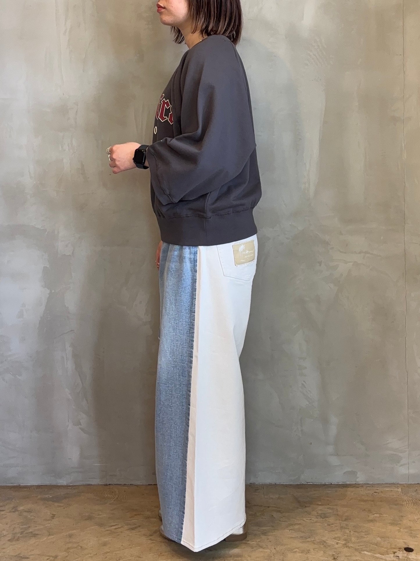 【NEW ERA】スウェット クルーネック（チャコール）