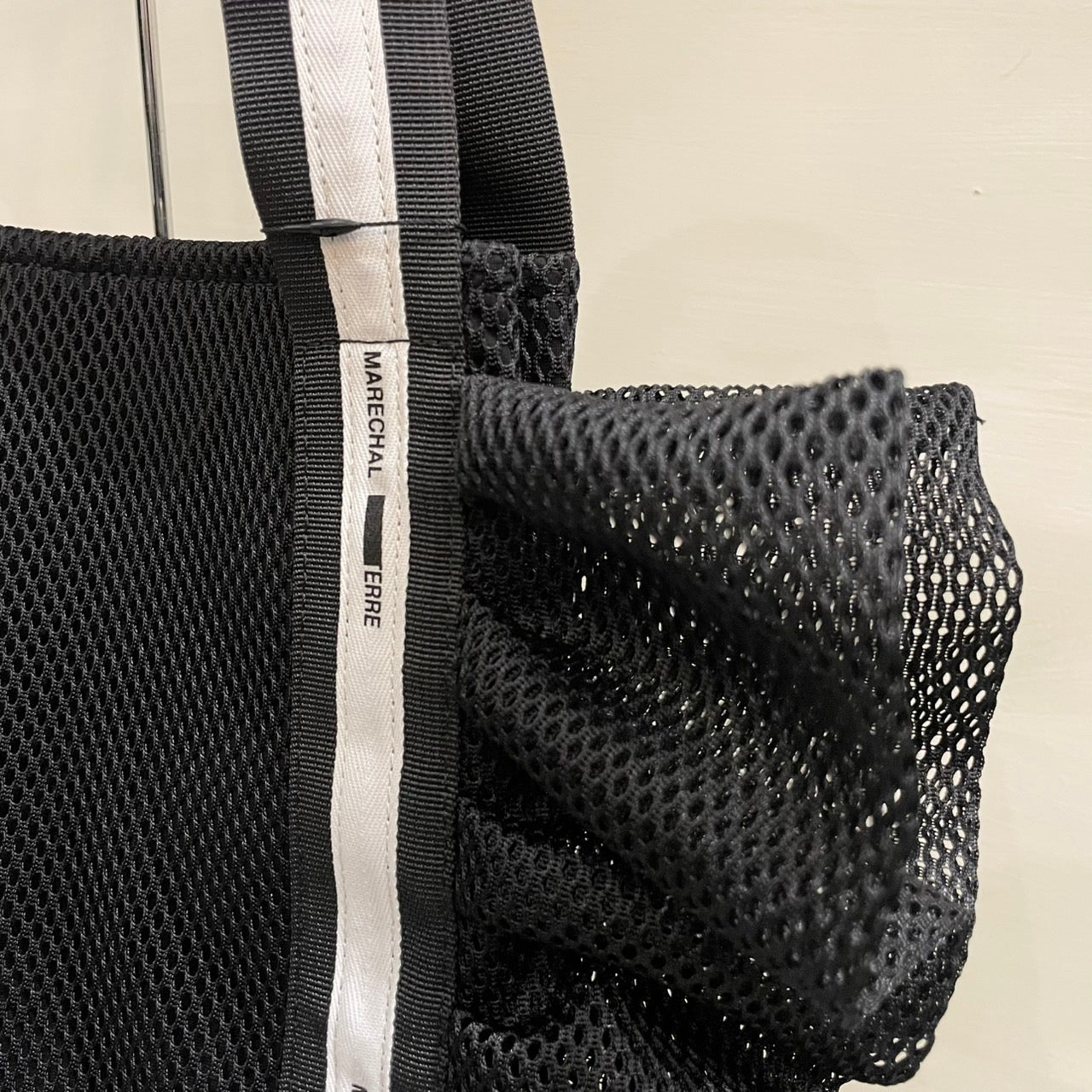 【MARECHAL TERRE】メッシュフリルバッグ