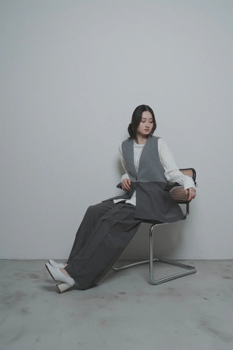 【予約商品】CYAN tokyo/フリースコンビエンドタックジレ