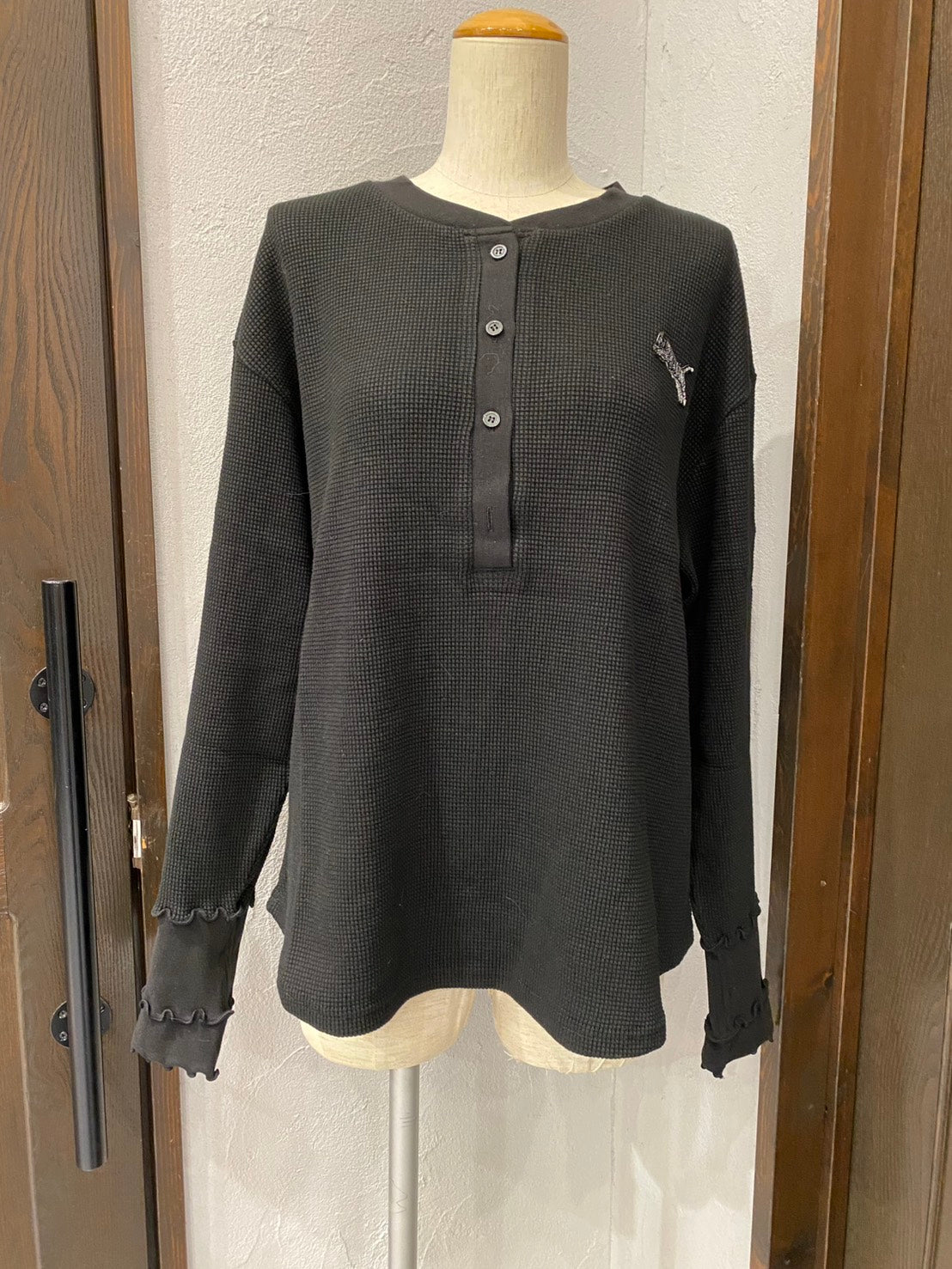 【TRANOI】TORAワッフルヘンリートップス
