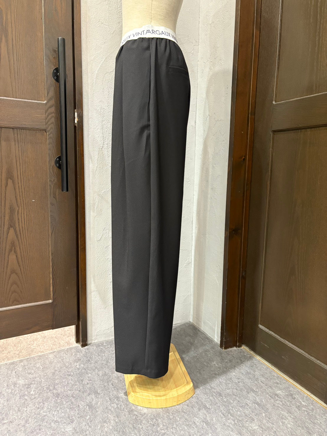 【MARGAUX VINTAGE】ロゴウエストタックパンツ