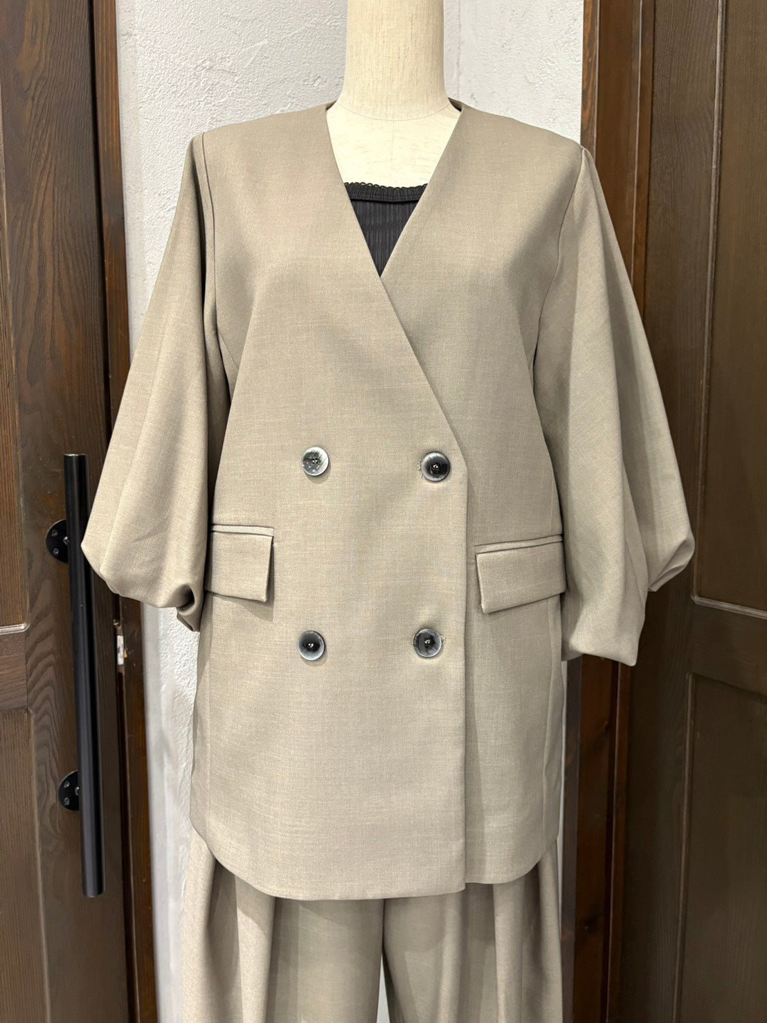 【MARGAUX VINTAGE】バルーンスリーブノーカラージャケット