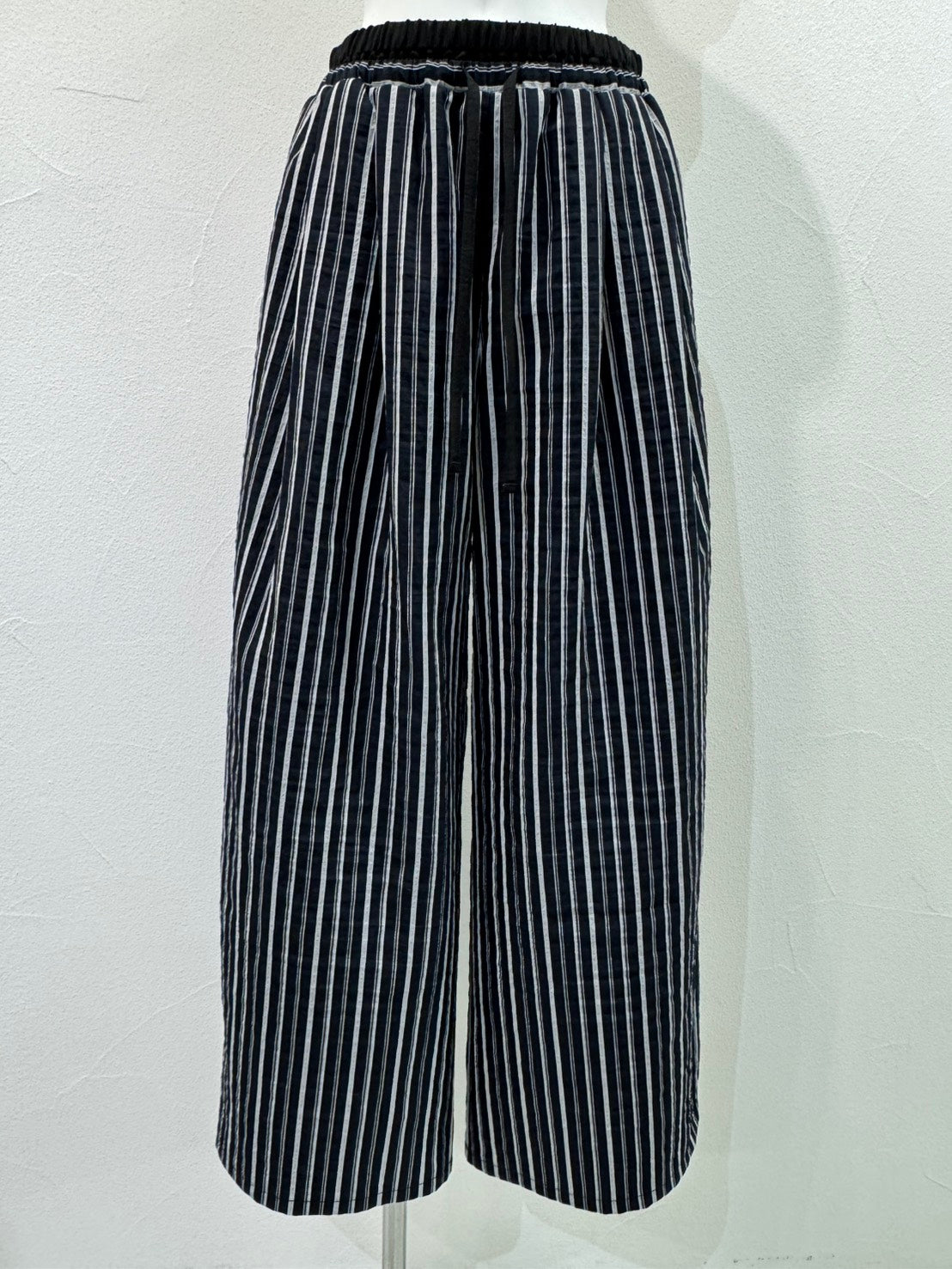 【予約商品】CYAN TOKYO マルチストライプワイドパンツ