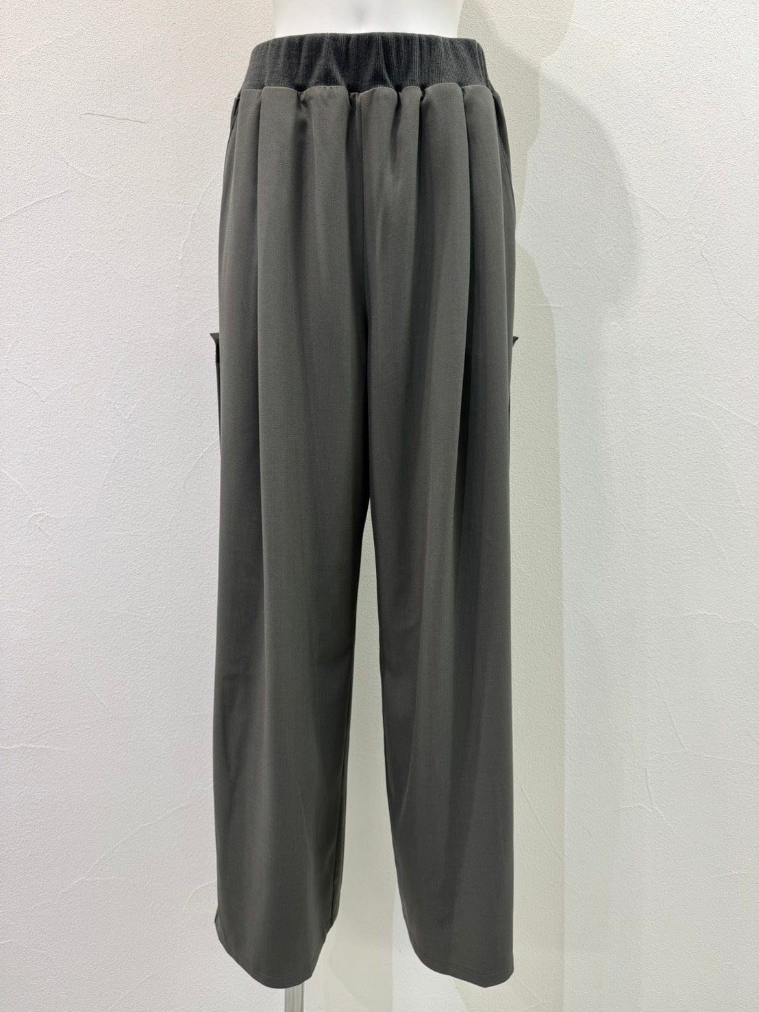 【予約商品】CYAN TOKYO バックドレープワイド