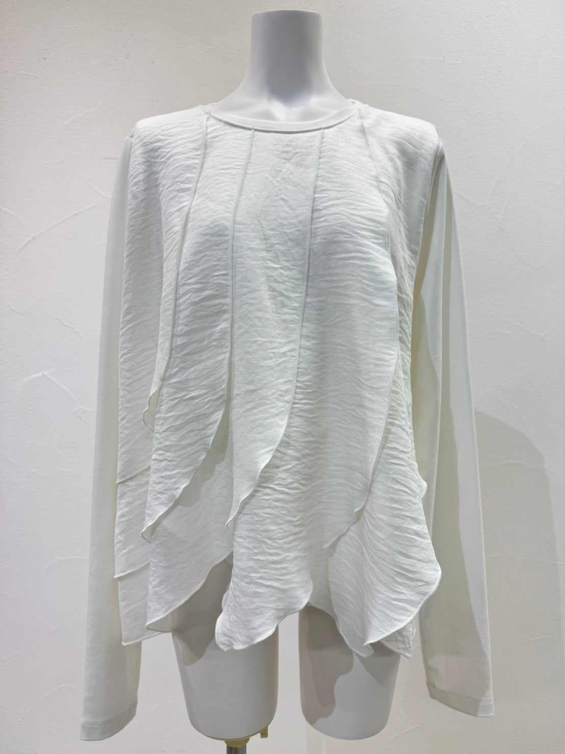 【予約商品】CYAN TOKYO ウェーブフリルTOPS